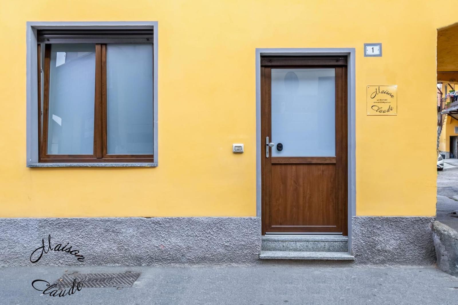 Maison Claude Vittuone Bagian luar foto